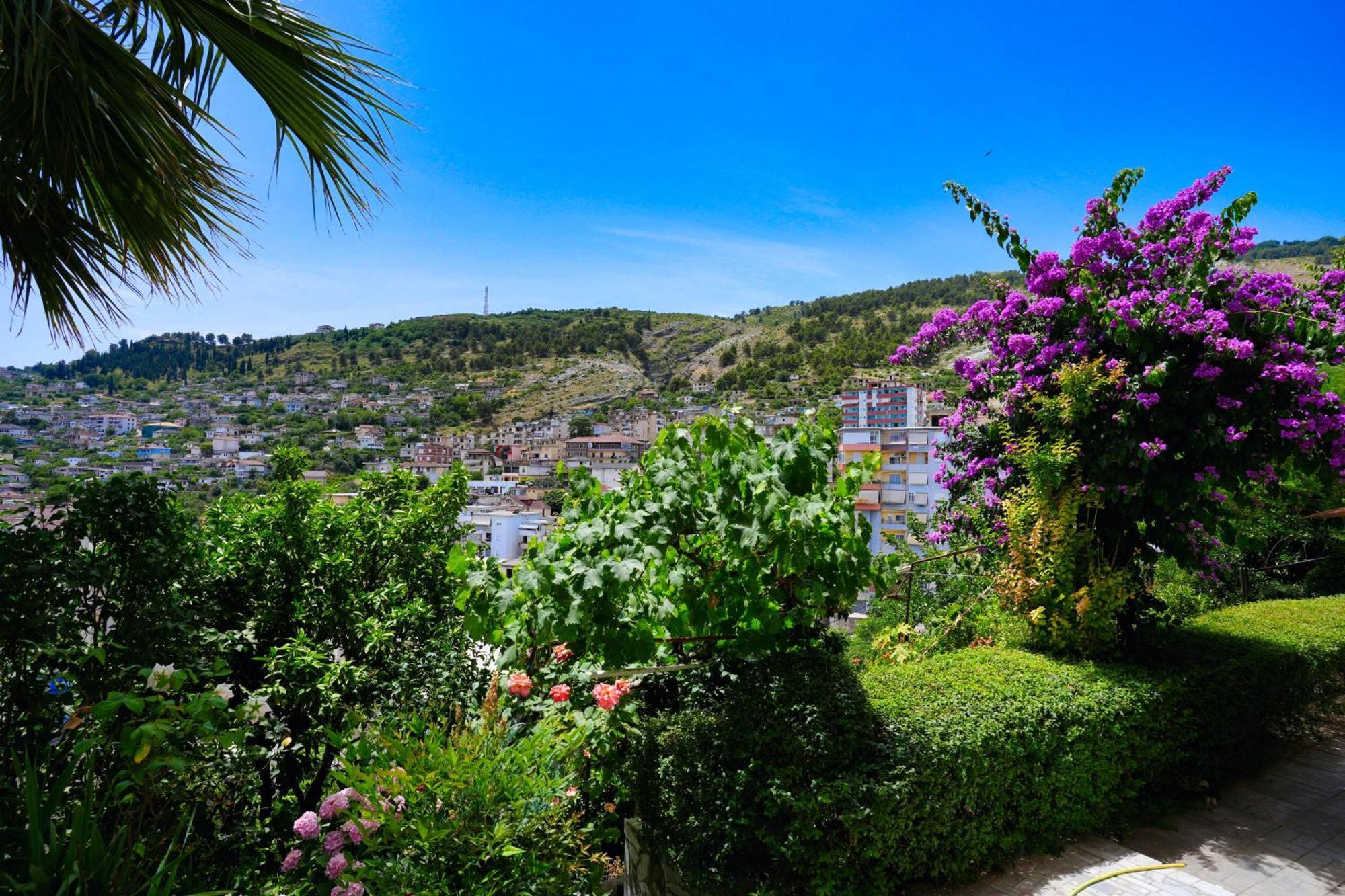 Vila Banushi Gjirokastër 외부 사진